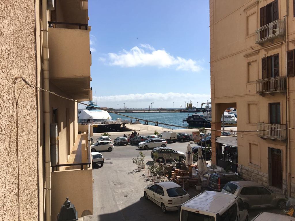 Almaran B&B Trapani Port & City Exterior photo