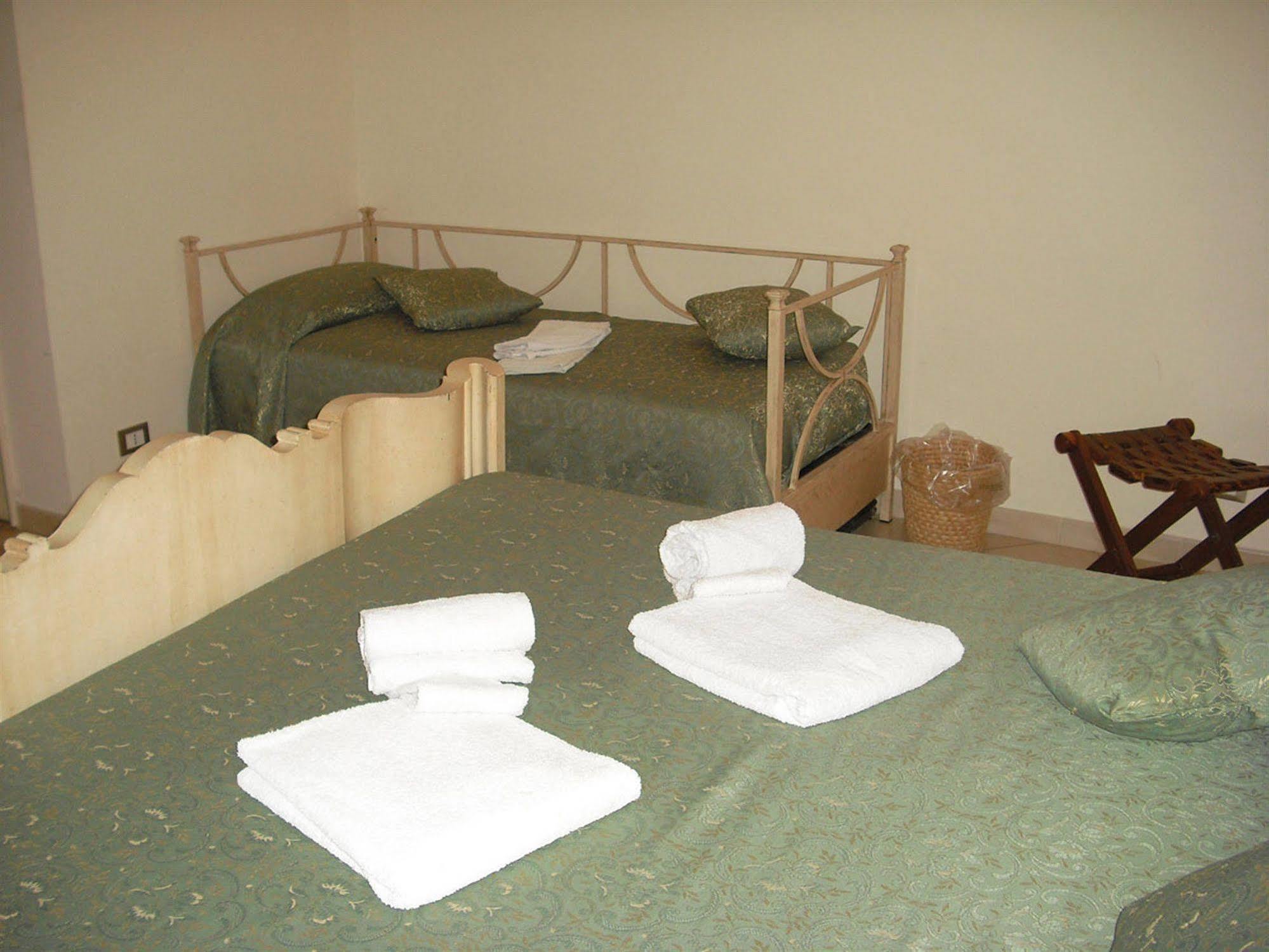 Almaran B&B Trapani Port & City Exterior photo